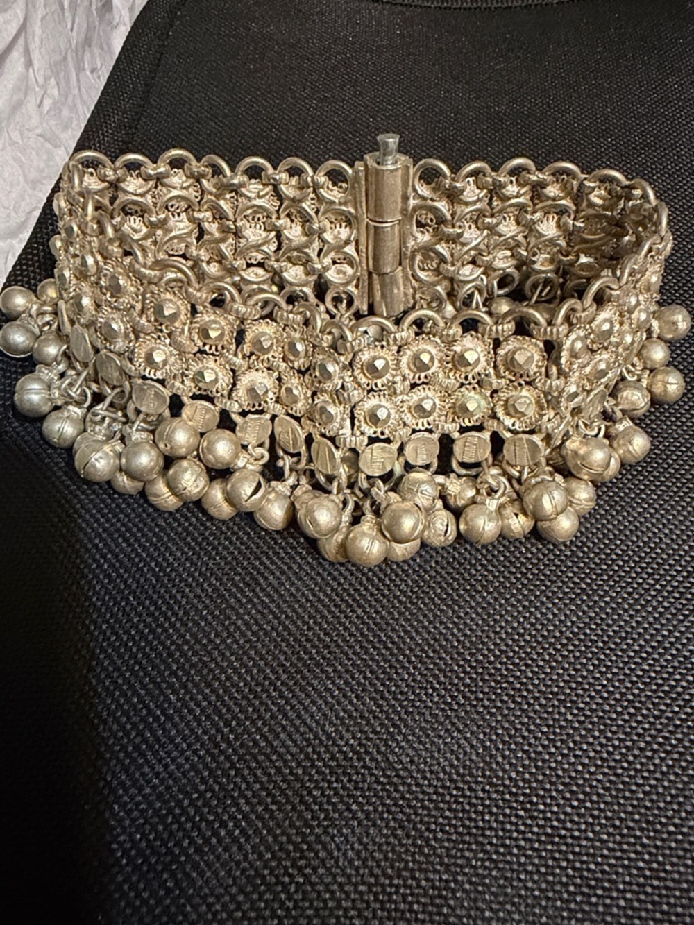 Silver-Tone Bell Charm ANKLE Bracelet - Festival and Belly Dancing - Picture 3 of 6